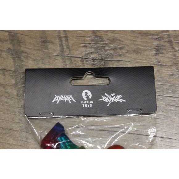 Quiccs x Martian Toys Bullet Punk Tropical  Threat Micro TEQ63 rainbow 3" figure - Picture 7 of 9